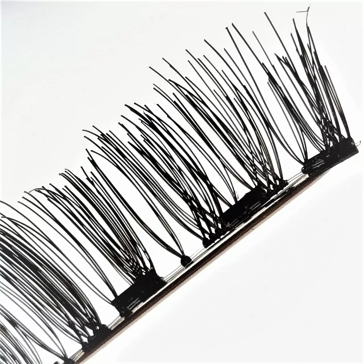 SuperLash ™ - Magnetic False Eyelashes 